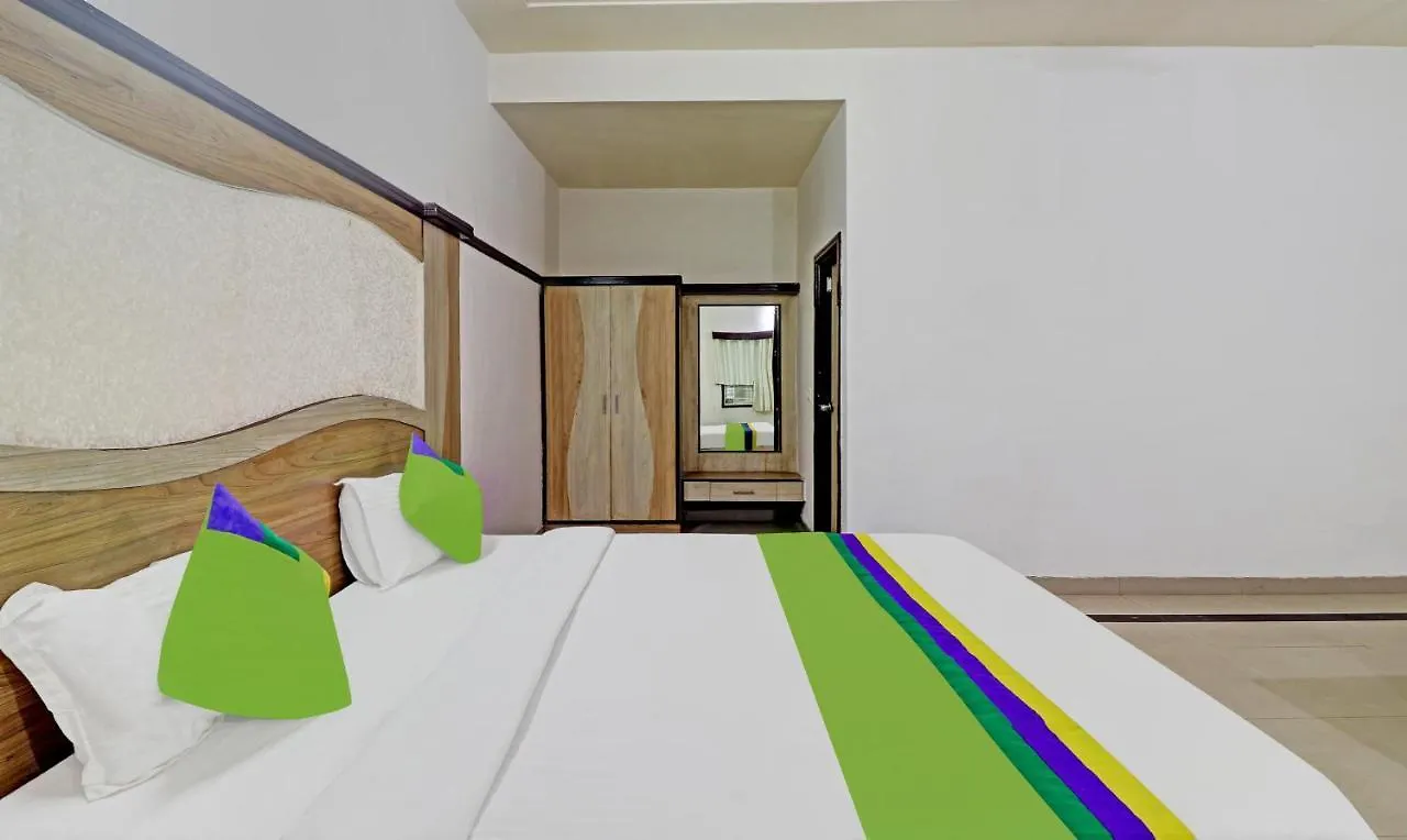 Hotel G B Palace Agra  3*, Agra (Uttar Pradesh)