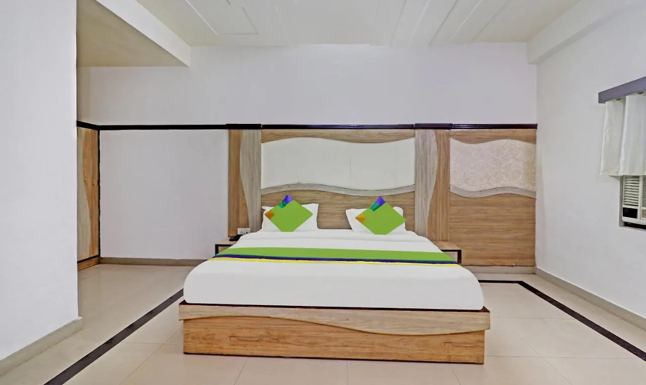 Hotel G B Palace Agra  3*, Agra (Uttar Pradesh) India