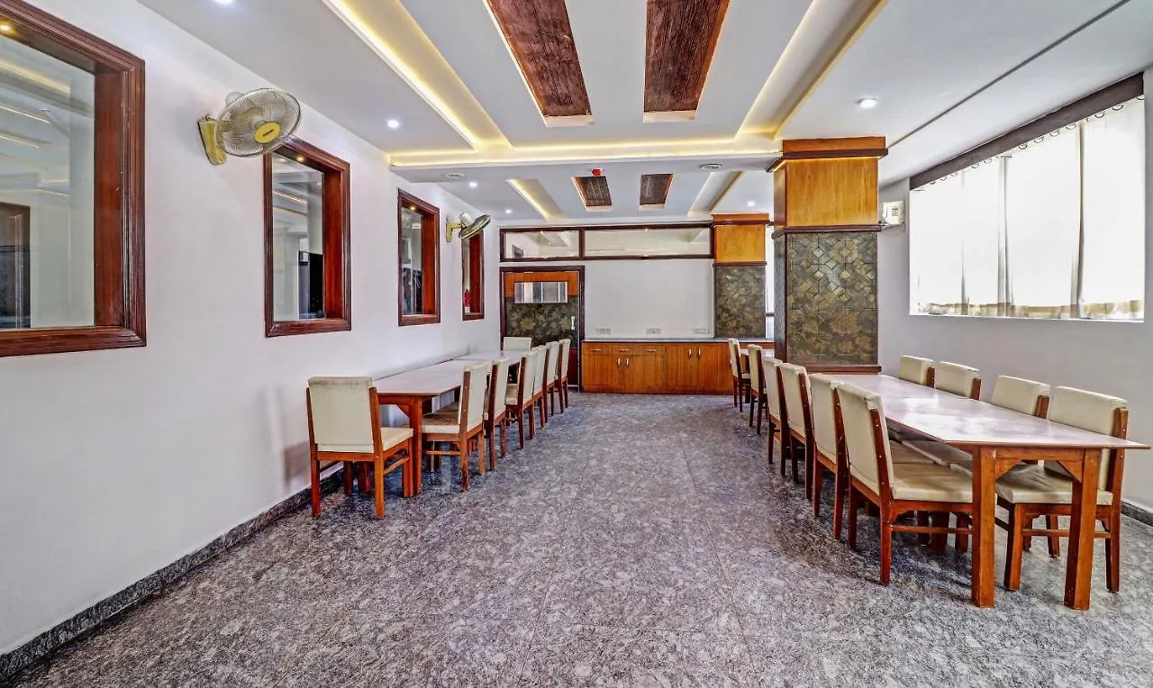 Hotel G B Palace Agra