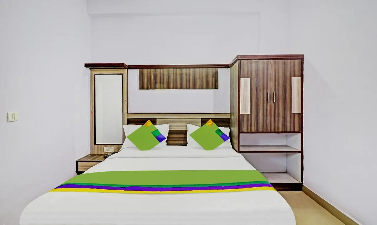 Hotel G B Palace Agra