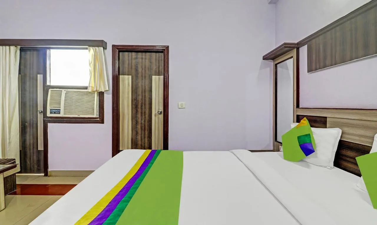 Hotel G B Palace Agra